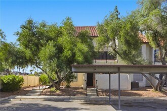 Building Photo - 3683 Lucido Dr