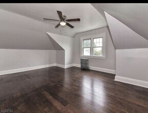 Building Photo - 409 Bacheller Ave