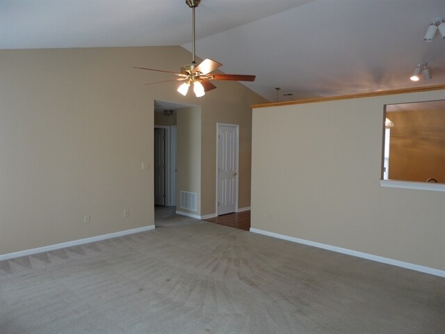 Foto del edificio - 6501 Rushing River