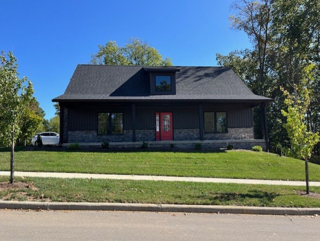 BRAND NEW home for RENT! House Rental in Bloomington, IN