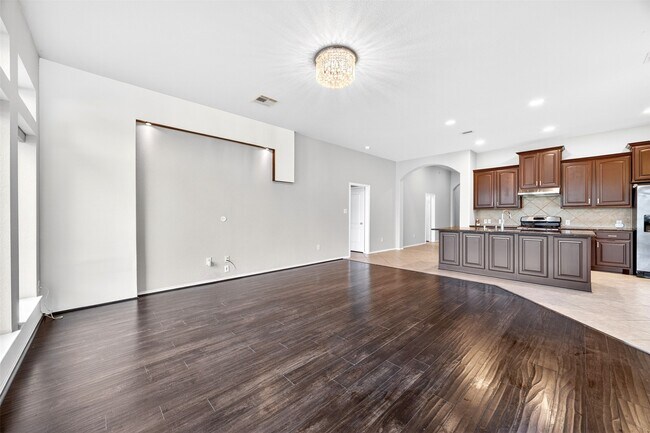 Foto del edificio - 26303 Serenity Oaks Dr