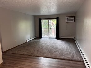 Building Photo - 2715 Hawken St
