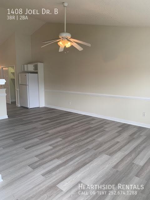 Building Photo - "Charming 3-Bed, 2-Bath Duplex with 1232 S...