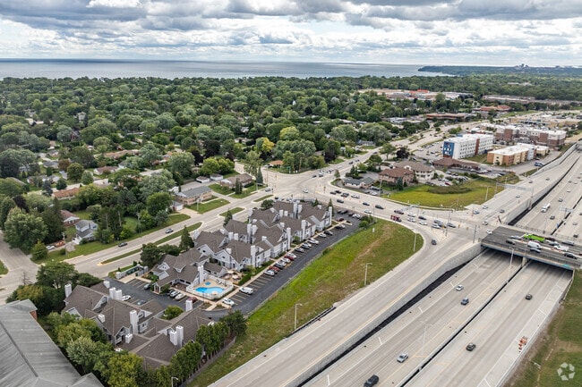 Aerial Context - The Glen Luxury Townhomes