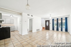Building Photo - 4043 Tropical Dr
