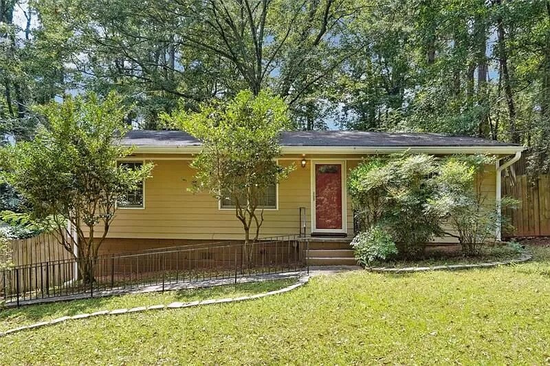 Primary Photo - 3403 Phillips Cir