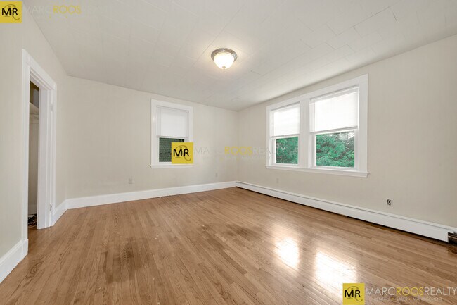 Foto del edificio - 5 Murdock Ter