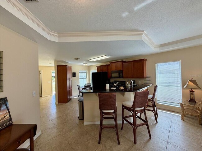 Foto del edificio - 4766 Theodore Ave