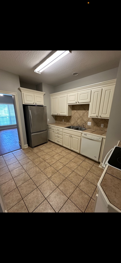 Photo - For Rent House