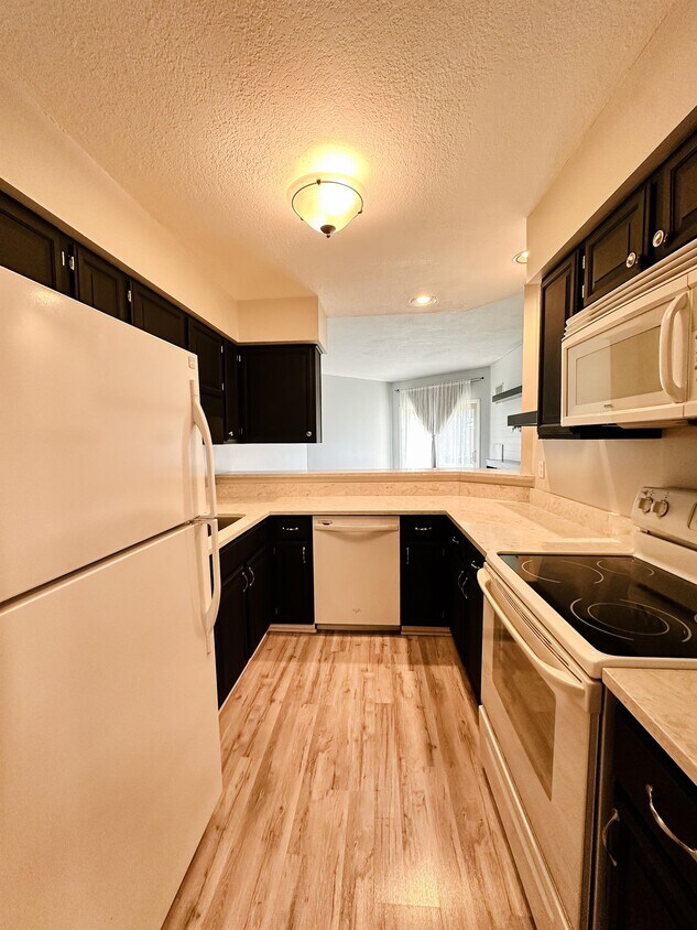 Primary Photo - 1392 Carling Dr