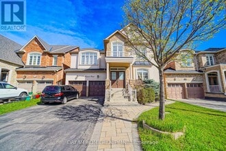 Building Photo - 116 Foxwood Rd