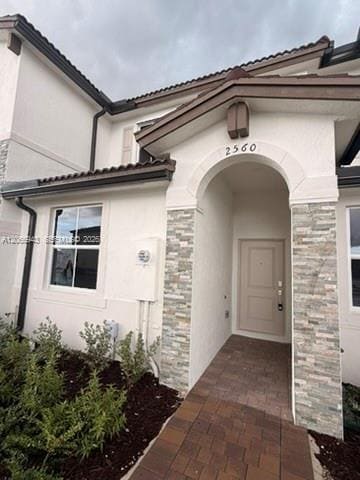Building Photo - 2560 SE 25th Ct