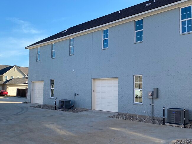 Garaje para 1 coche - 1946 Chestnut Pk Ln