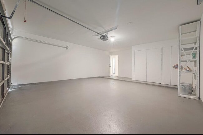 Building Photo - 12423 Tambourine Dr