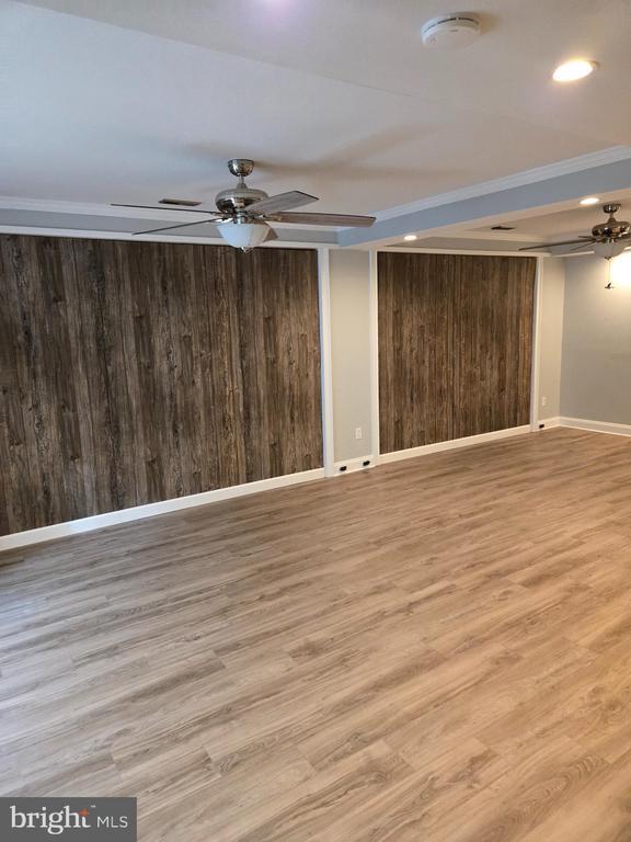 Building Photo - 24170 John Cameron Way