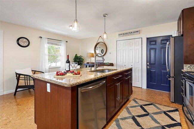 Building Photo - 3116 Winchester Dr