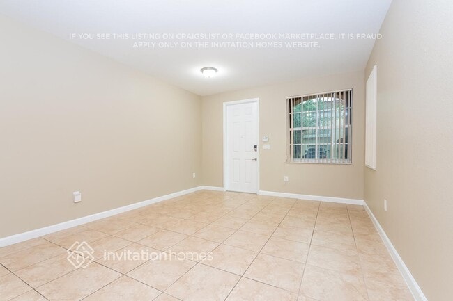 Foto del edificio - 12999 SW 133rd St