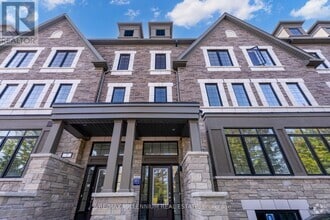 Building Photo - 9 Selfridge Wy