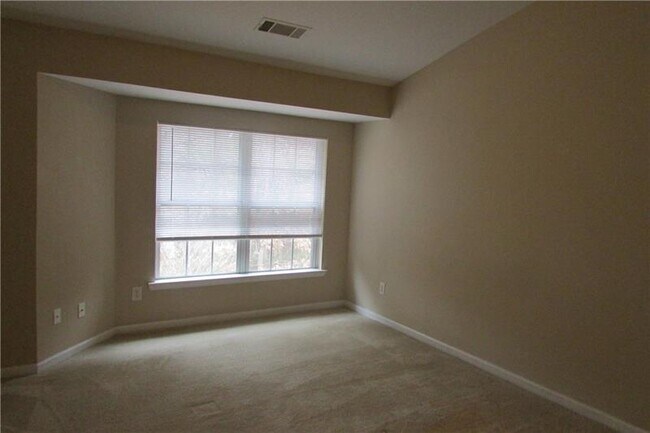 Building Photo - 2107 Dillard Crossing