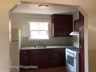 Foto del edificio - 1 br, 1 bath House - 595 Boyes Boulevard #5