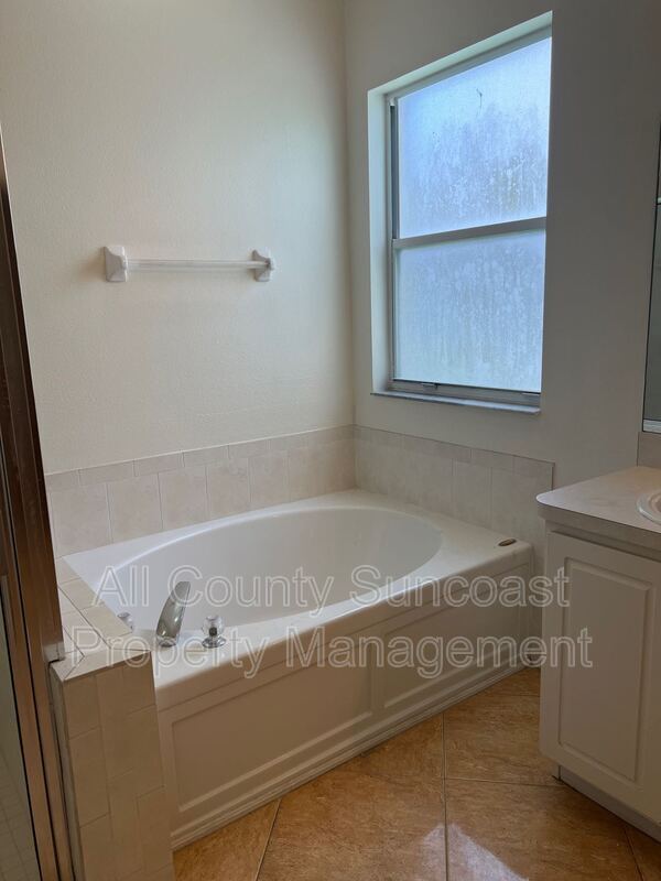 Foto del edificio - 10546 Peppergrass Ct