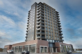 Building Photo - The Hazelton