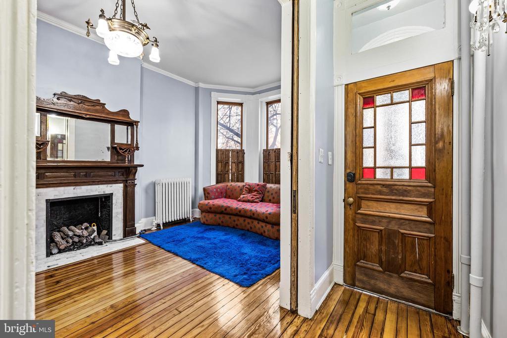 Primary Photo - 603 Reservoir St