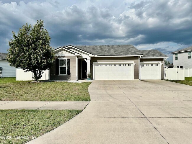 Building Photo - 1443 Tropical Pine Cove