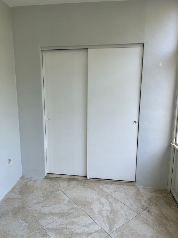 Foto del edificio - 2300 NE 1st Ln