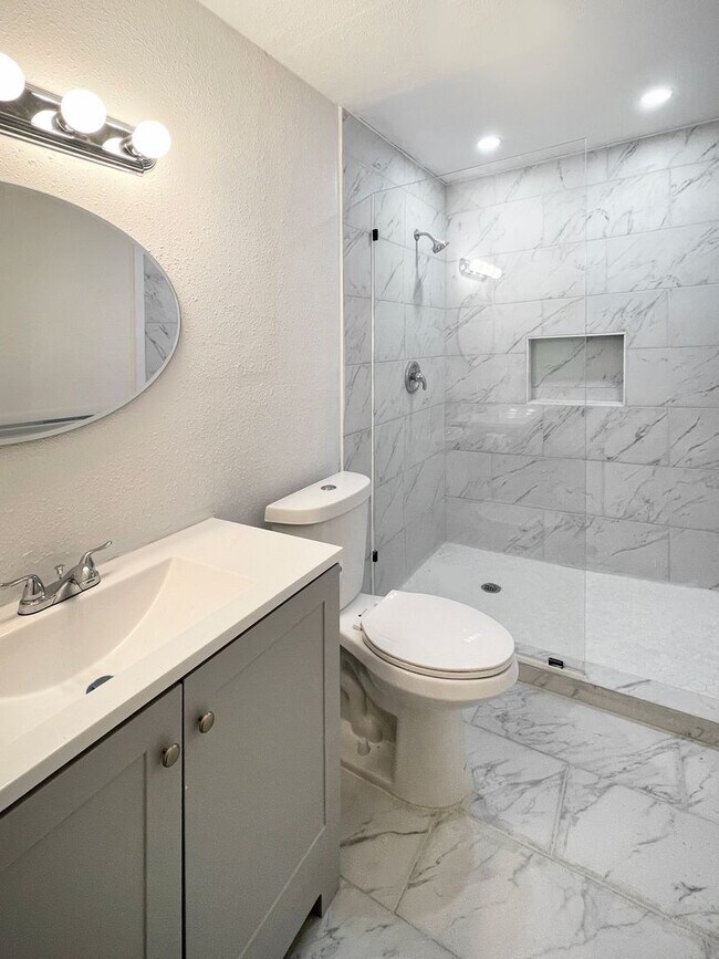 Foto del edificio - Coastal Charm Near Redondo Beach – 3BR/2.5...