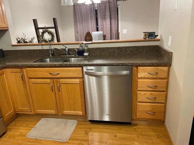 Foto del edificio - 12014 Baneberry Dr