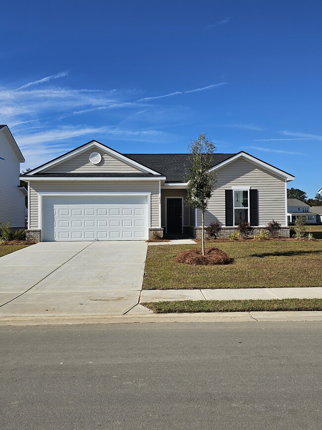 Building Photo - 237 Justify Ave