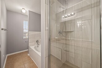 Building Photo - 6815 Lower Arrow Dr