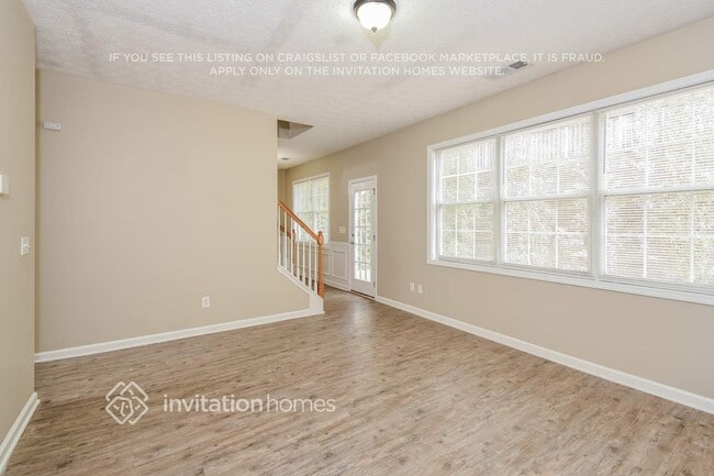 Building Photo - 210 Diamond Valley Pass