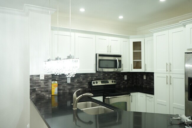 Building Photo - 540 St Michelle Way