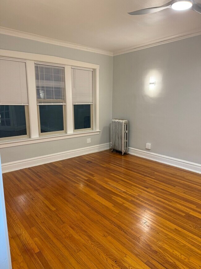 Building Photo - 229 Washington Blvd