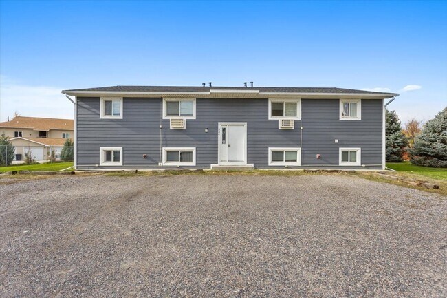 Foto del edificio - 340 Bench Blvd