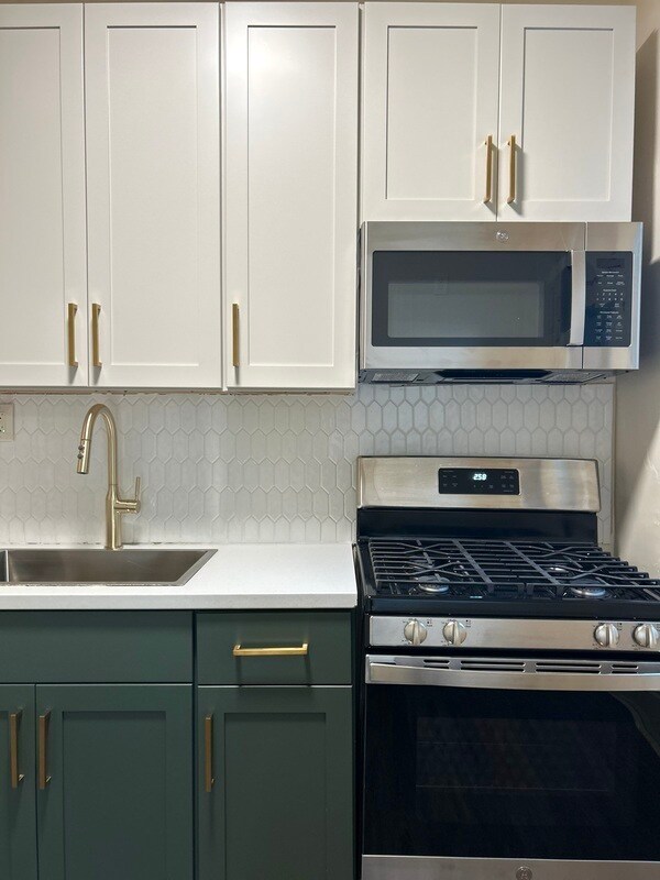 Foto principal - 2750 Broadway Ave