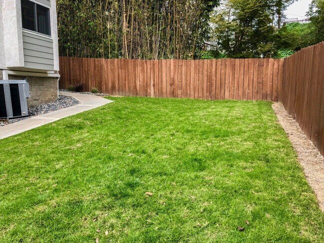 Foto del edificio - 2bd/2bth Condo with Private Patio, In-Unit...