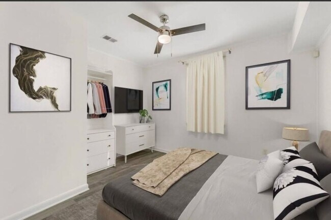 Foto del edificio - Kettering Townhouse Condominiums