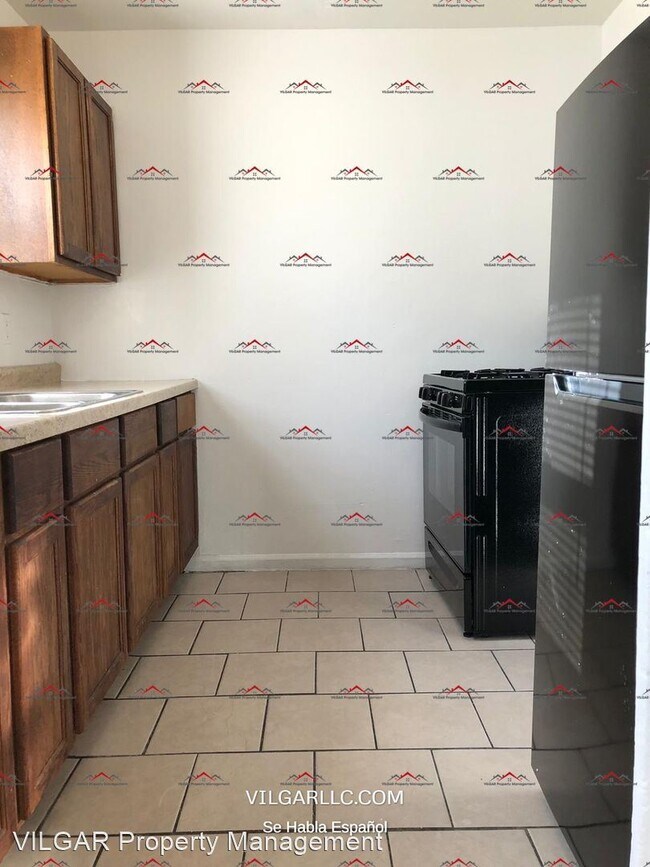 Foto del edificio - 3 br, 1 bath House - 2315 Buchanan St