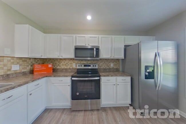 Building Photo - 149 Moores Creek Dr
