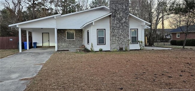 Building Photo - 208 Paddle Wheel Rd