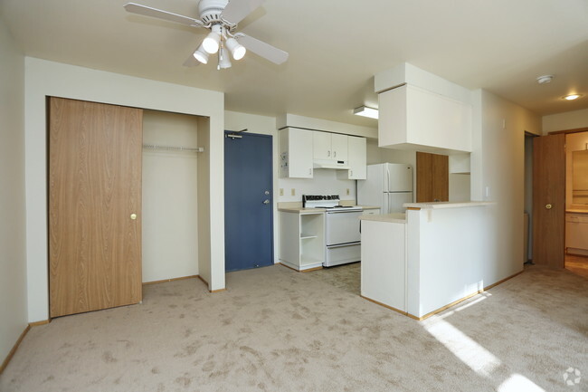 Interior Photo - Northbrook Place Apartments