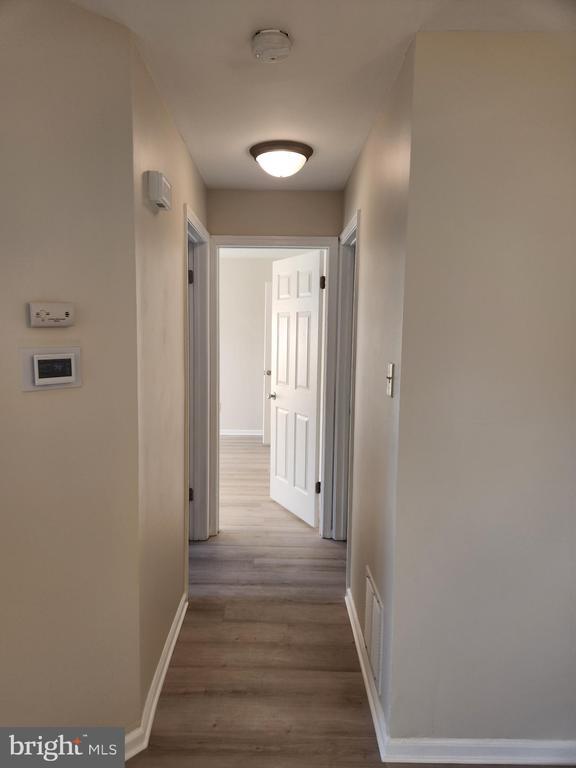 103 Firethorne Ct, Washington Township, NJ 08080 Room for Rent in