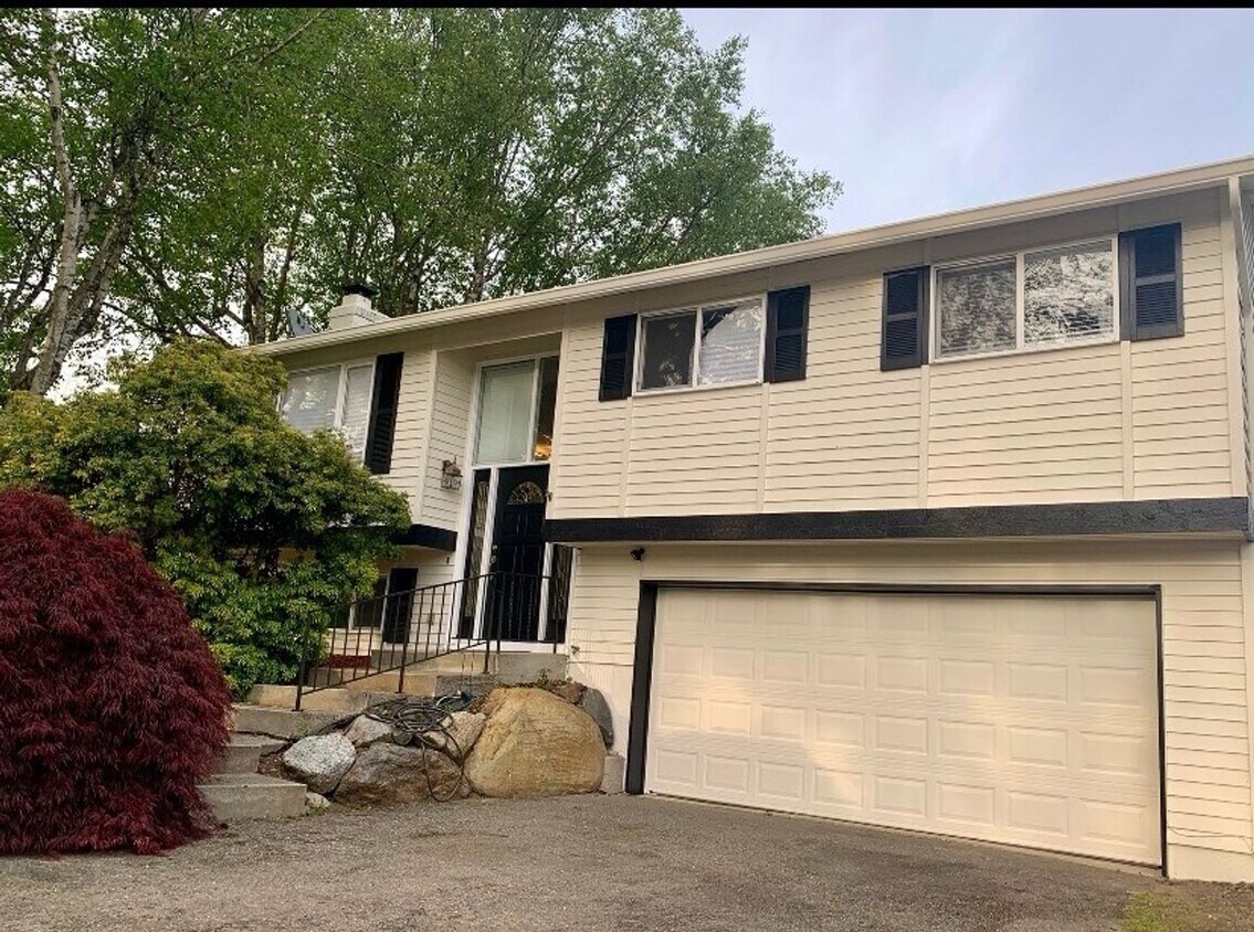 14258 79th Ave NE, Kirkland, WA 98034 House Rental in Kirkland, WA