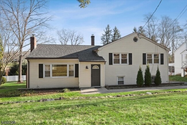 Foto del edificio - 272 Mt Kemble Ave