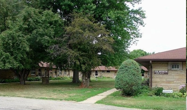 Building Photo - Krewson Court Apartments