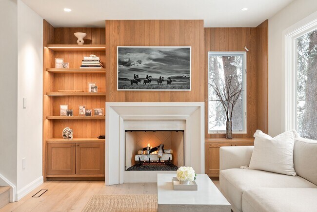 Foto del edificio - 814 W Bleeker St
