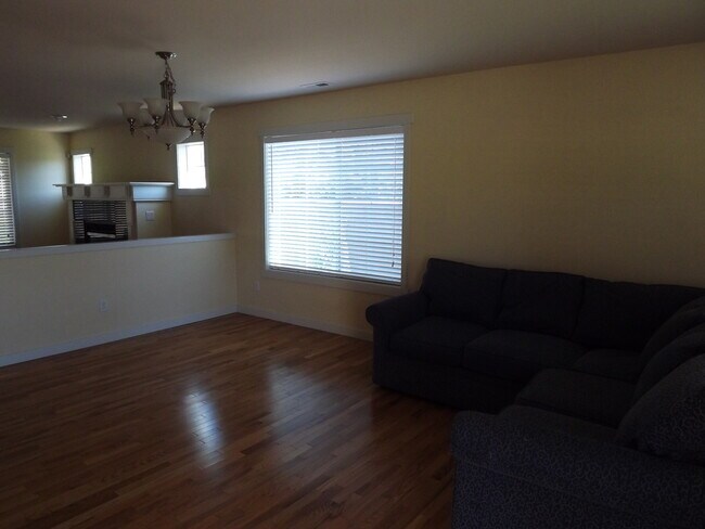 Building Photo - 18616 94th Ln E